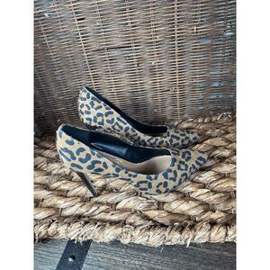 BCBGenaration Women's Tan Blue Suede Leopard Print Stiletto Heel Size 7B